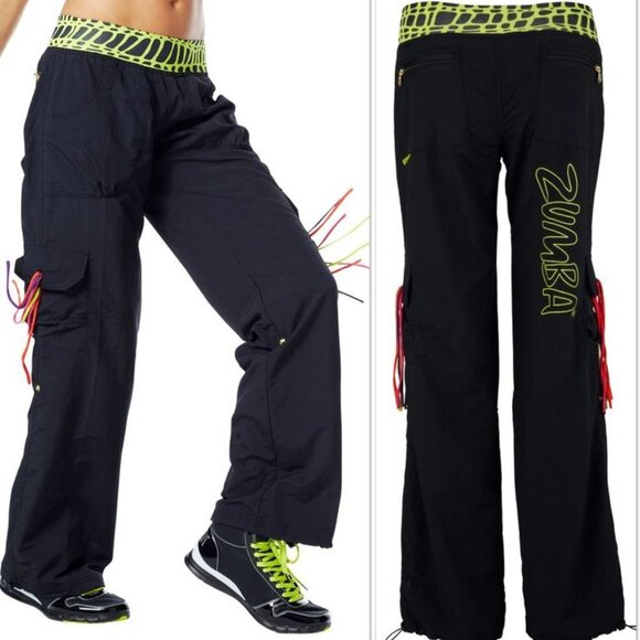 ZUMBA CARGO Convertible Pants Dance Fitness Salsa Harrods UK Convention Small - Picture 1 of 13